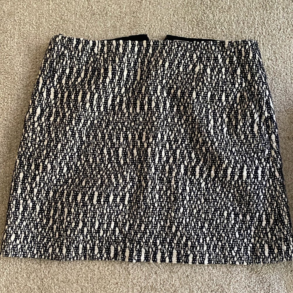 Tory Burch tweed mini skirt size 4